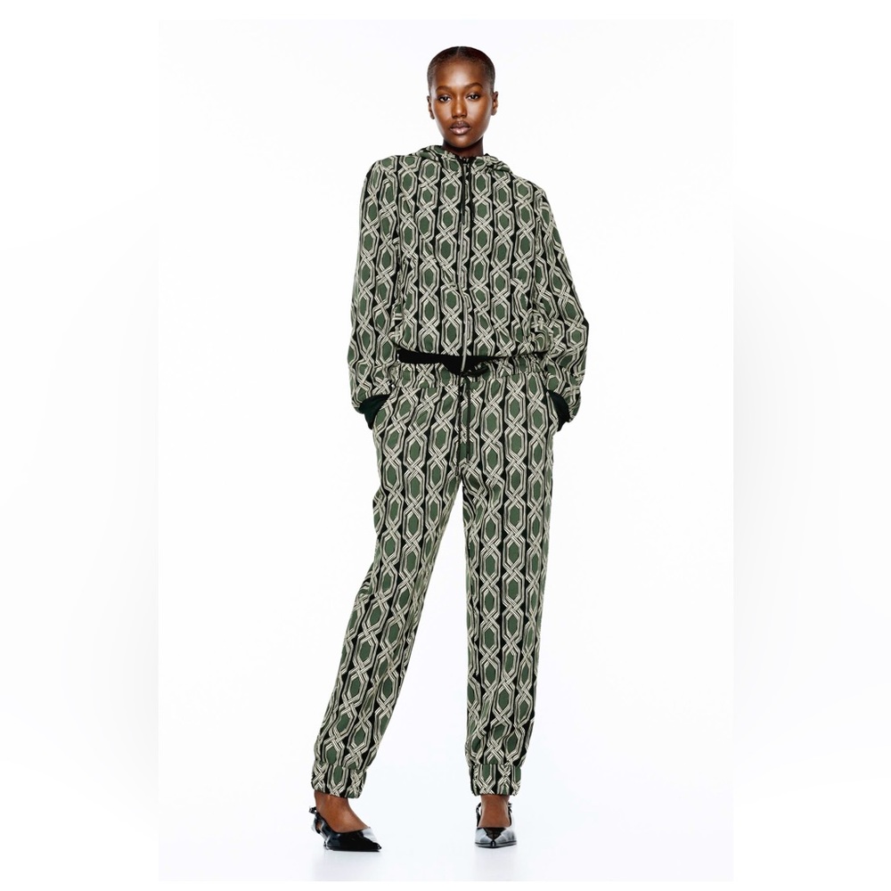 ZARA GEOMETRIC PRINT BOMBER JACKET